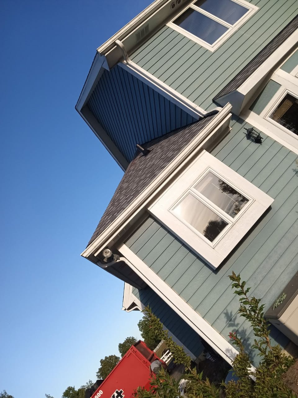 Roofline and siding detail on Michigan home by Infinity Home Solutions